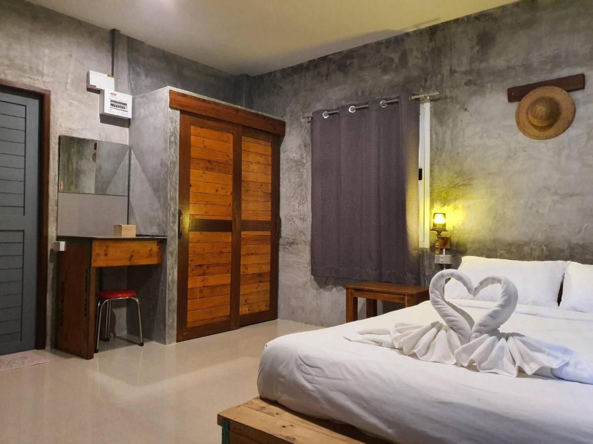 Life Koh Tao Resort Bagian luar foto