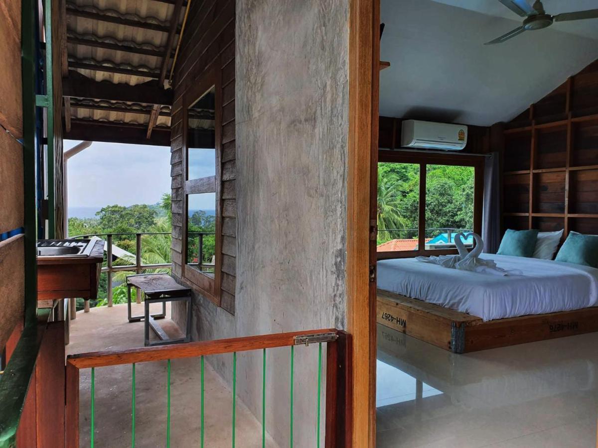 Life Koh Tao Resort Bagian luar foto